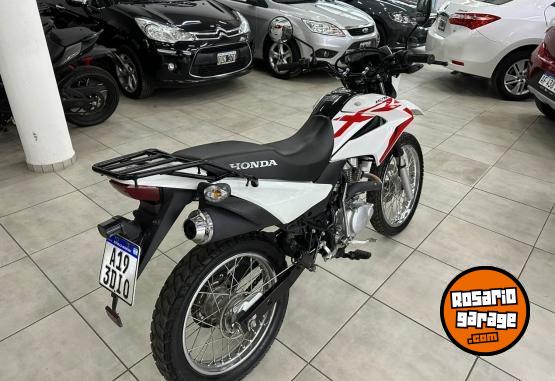 Motos - Honda XR 150 2023 Nafta 14000Km - En Venta