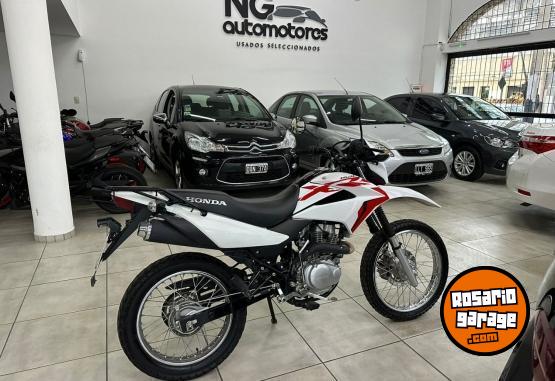 Motos - Honda XR 150 2023 Nafta 14000Km - En Venta