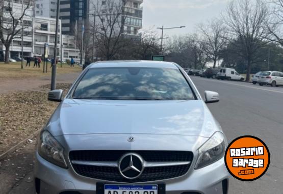 Autos - Mercedes Benz A200 2017 Nafta 56000Km - En Venta