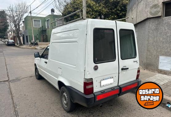 Utilitarios - Fiat Fiorino 2012 Nafta 180000Km - En Venta