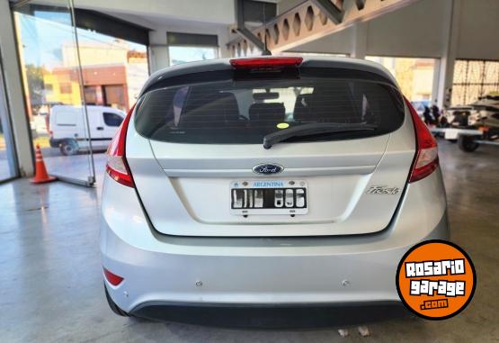 Autos - Ford FIESTA KINETIC DESIGN 2012 Nafta 130000Km - En Venta