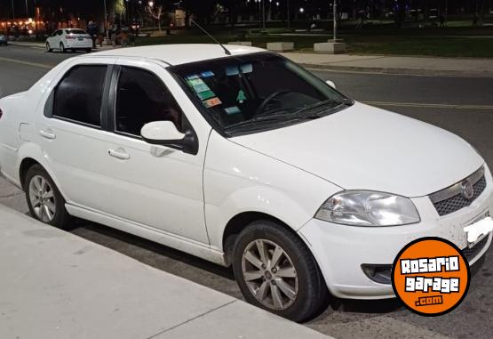 Autos - Fiat SIENA EL 2013 Nafta 203000Km - En Venta