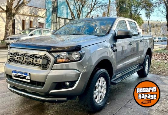 Camionetas - Ford Ranger xls 3,2 INMACULADA 2017 Diesel 92000Km - En Venta