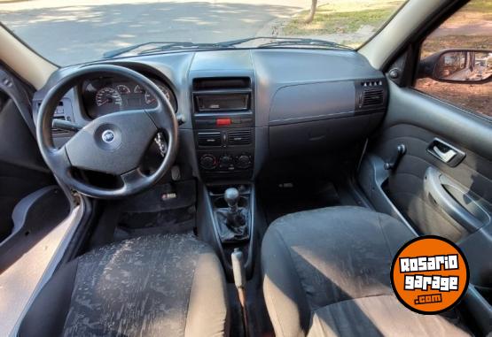 Utilitarios - Fiat Strada 2006 Diesel 215000Km - En Venta