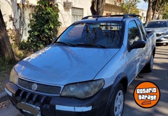 Utilitarios - Fiat Strada 2006 Diesel 215000Km - En Venta