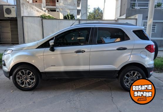 Camionetas - Ford ECOSPORT FREESTYLE 4X4 2017 Nafta 70000Km - En Venta