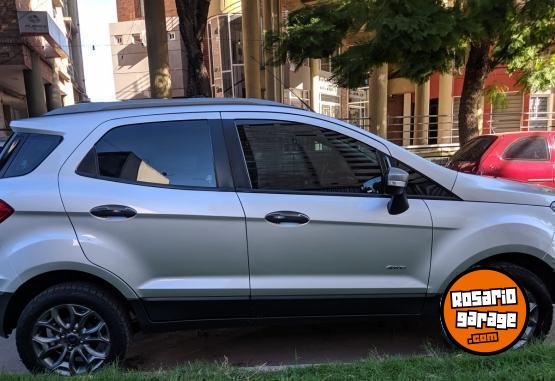 Camionetas - Ford ECOSPORT FREESTYLE 4X4 2017 Nafta 70000Km - En Venta