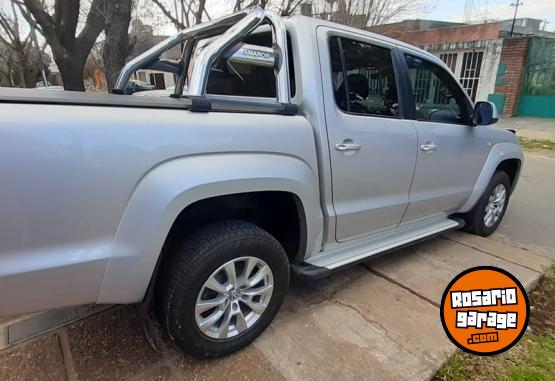 Camionetas - Volkswagen Amarok comforline 4x2  l 2017 Diesel 39000Km - En Venta