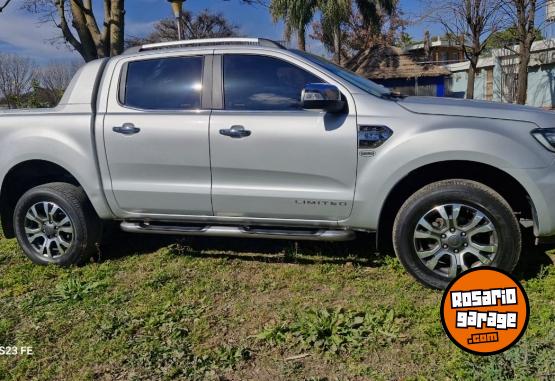 Camionetas - Ford RANGER AT LIMITED 4X4 2019 Diesel 93200Km - En Venta