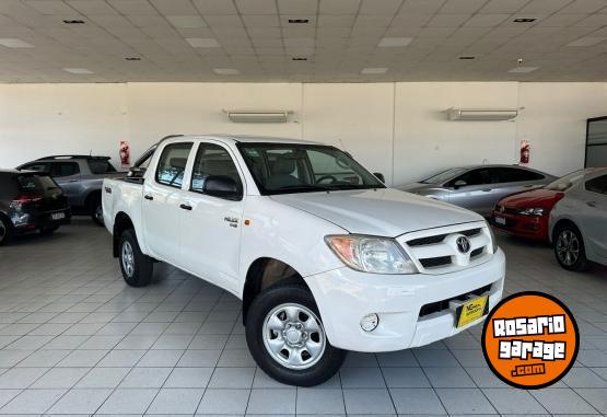 Camionetas - Toyota Hilux DX 2007 Diesel 300000Km - En Venta