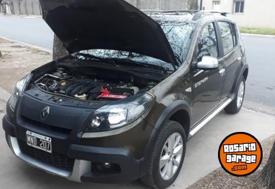 Autos - Renault sandero stepway prevllege 2013 Nafta 80000Km - En Venta