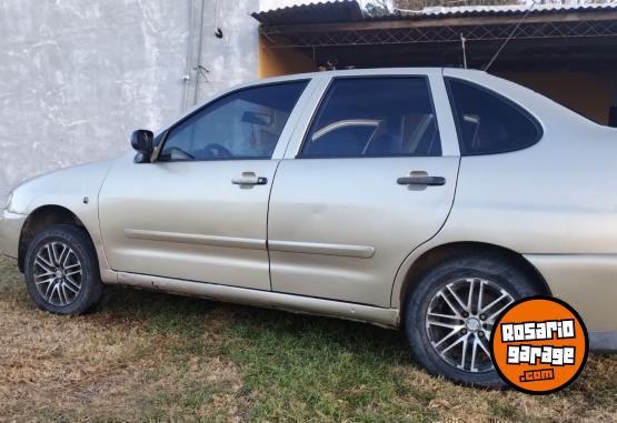 Autos - Volkswagen Polo Classic 1.9 SD 2004 Diesel 208000Km - En Venta