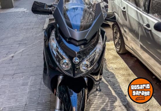 Motos - SYM maxsym 600 2019 Nafta 19500Km - En Venta