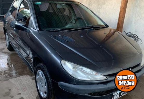 Autos - Peugeot 206 2011 Nafta 155000Km - En Venta