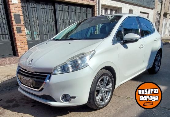 Autos - Peugeot 208 feline 2013 Nafta 140000Km - En Venta