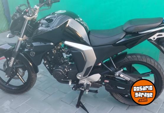 Motos - Yamaha Fz f1 2022 Nafta 2400Km - En Venta