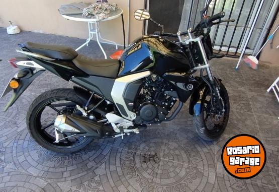 Motos - Yamaha Fz f1 2022 Nafta 2400Km - En Venta