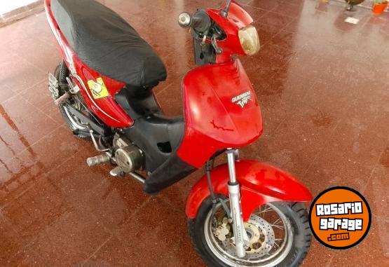 Motos - Guerrero 110 2012 Nafta 100000Km - En Venta