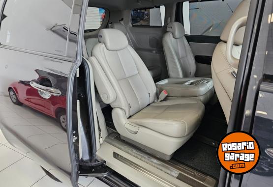 Camionetas - Kia Carnival Ex Crdi 2019 Diesel 98000Km - En Venta