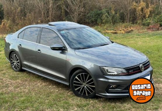 Autos - Volkswagen Vento GLI 2016 Nafta 56500Km - En Venta