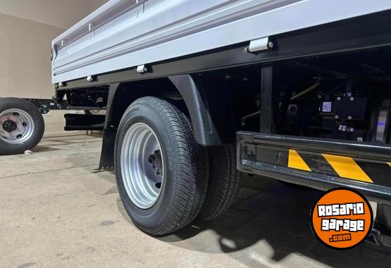 Camiones y Gras - KAMA X1 CABINA SIMPLE DIESEL con CAJA DE CARGA 0Km My2024 Para 3 Ton. DISPONIBLES! Financia Bco. Santander. Acrcate a ORIO HNOS, SAN GENARO, concesionario oficial DFM, JMC, ISUZU, KAMA Camiones - En Venta