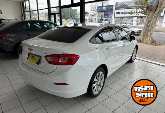 Autos - Chevrolet Cruze LT 2018 Nafta 80000Km - En Venta