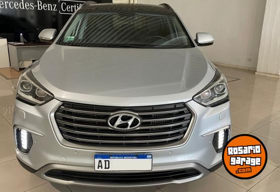 Camionetas - Hyundai GRAND SANTA FE CRDI 2.2 P 2019 Diesel 65000Km - En Venta