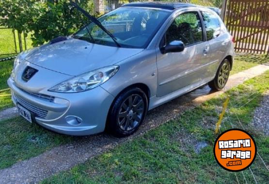 Autos - Peugeot 207 2012 Nafta 90000Km - En Venta