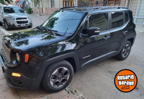 Camionetas - Jeep RENEGADE SPORT PLUS 1.8 2017 Nafta 125000Km - En Venta