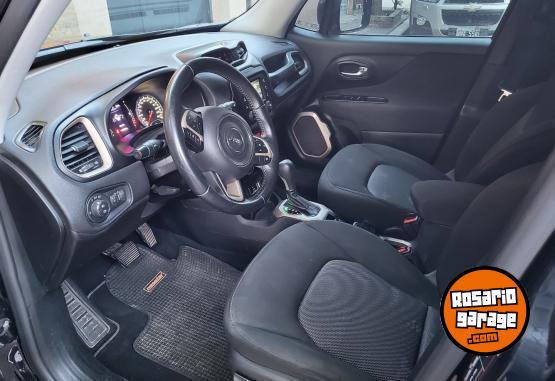 Camionetas - Jeep RENEGADE SPORT PLUS 1.8 2017 Nafta 125000Km - En Venta