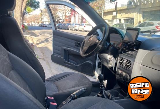 Utilitarios - Fiat Strada cab doble Working 2018 Nafta 100000Km - En Venta