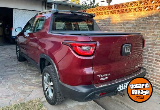 Camionetas - Fiat Toro Freeedom 4.4 2.0 d 2018 Diesel 80000Km - En Venta