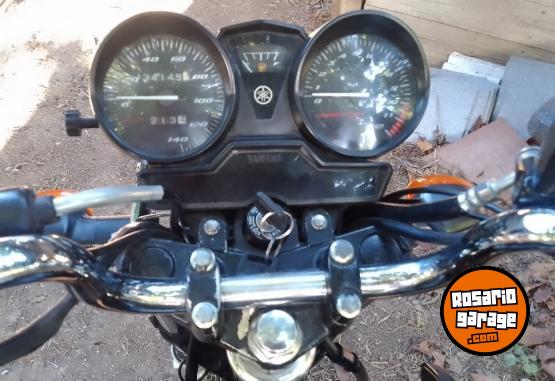 Motos - Yamaha YBR 125 2015 Nafta 34300Km - En Venta