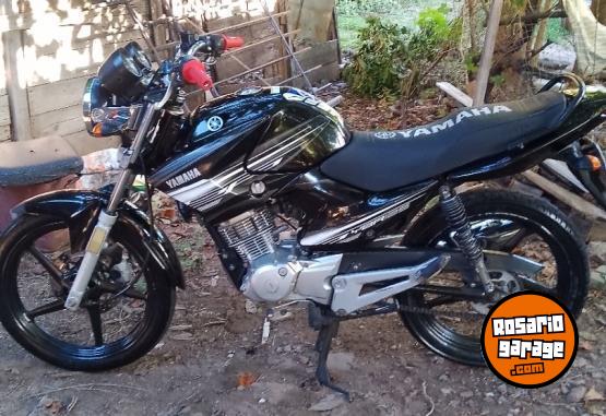 Motos - Yamaha YBR 125 2015 Nafta 34300Km - En Venta