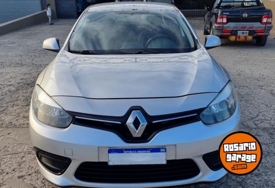 Autos - Renault Fluence 2017 Nafta 107257Km - En Venta