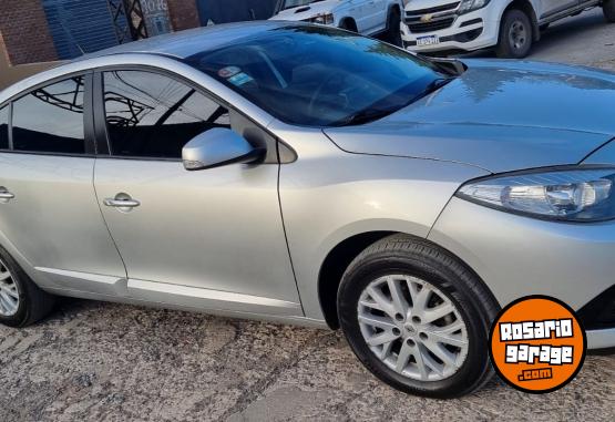 Autos - Renault Fluence 2017 Nafta 107257Km - En Venta