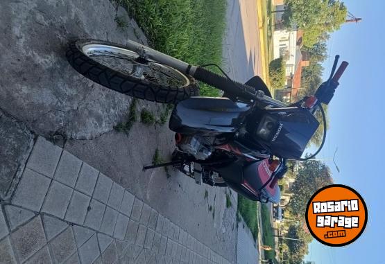 Motos - Honda Tornado 2020 Nafta 12500Km - En Venta