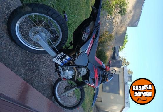 Motos - Honda Tornado 2020 Nafta 12500Km - En Venta