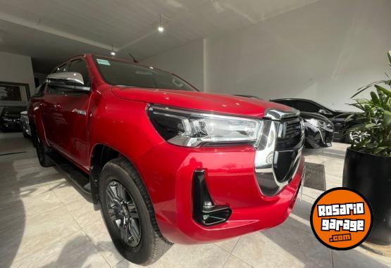 Camionetas - Toyota Toyota Hilux SRV 4X4 2022 Diesel 44000Km - En Venta