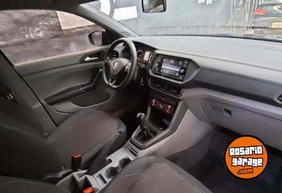 Autos - Volkswagen t-cross 2021 Nafta 51000Km - En Venta