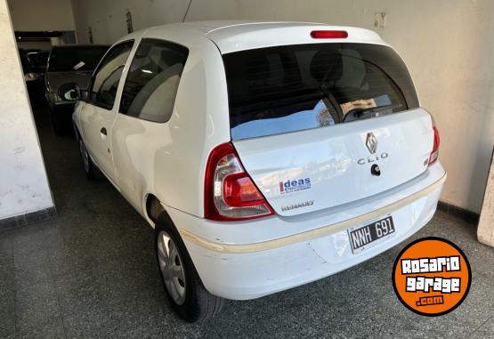 Autos - Renault Clio mo confort plus 3 p 2014 Nafta  - En Venta