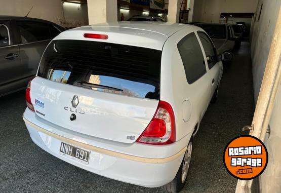 Autos - Renault Clio mo confort plus 3 p 2014 Nafta  - En Venta