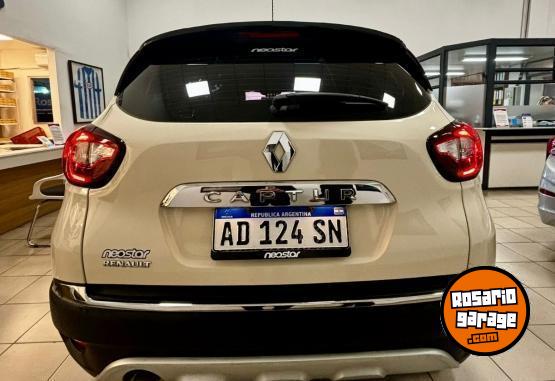 Autos - Renault Captur Intense 1.6 2018 Nafta 82000Km - En Venta