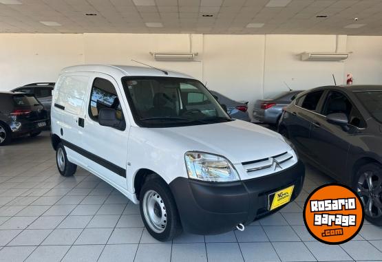 Utilitarios - Citroen Berlingo Furgon 2022 GNC 40000Km - En Venta