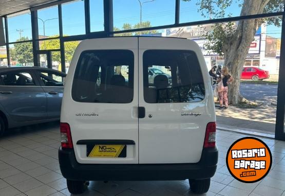 Utilitarios - Citroen Berlingo Furgon 2022 GNC 40000Km - En Venta