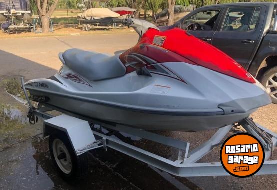 Embarcaciones - 2010 Yamaha Wave Runner VX 700 2T. -80hs- - En Venta