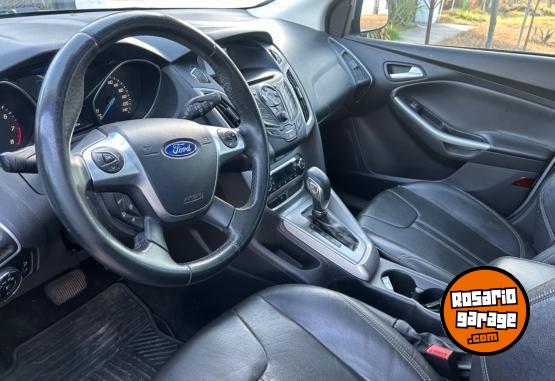 Autos - Ford Focus SE Plus 2015 Nafta 130000Km - En Venta