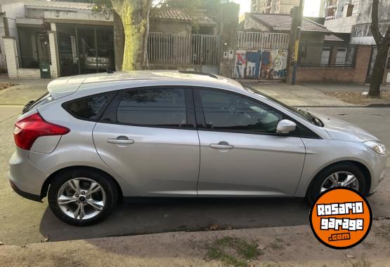 Autos - Ford Focus SE Plus 2015 Nafta 130000Km - En Venta