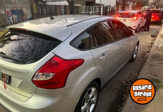 Autos - Ford Focus SE Plus 2015 Nafta 130000Km - En Venta