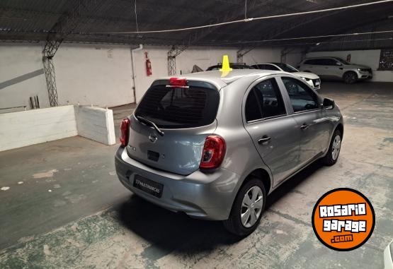 Autos - Nissan March 2019 Nafta 75000Km - En Venta